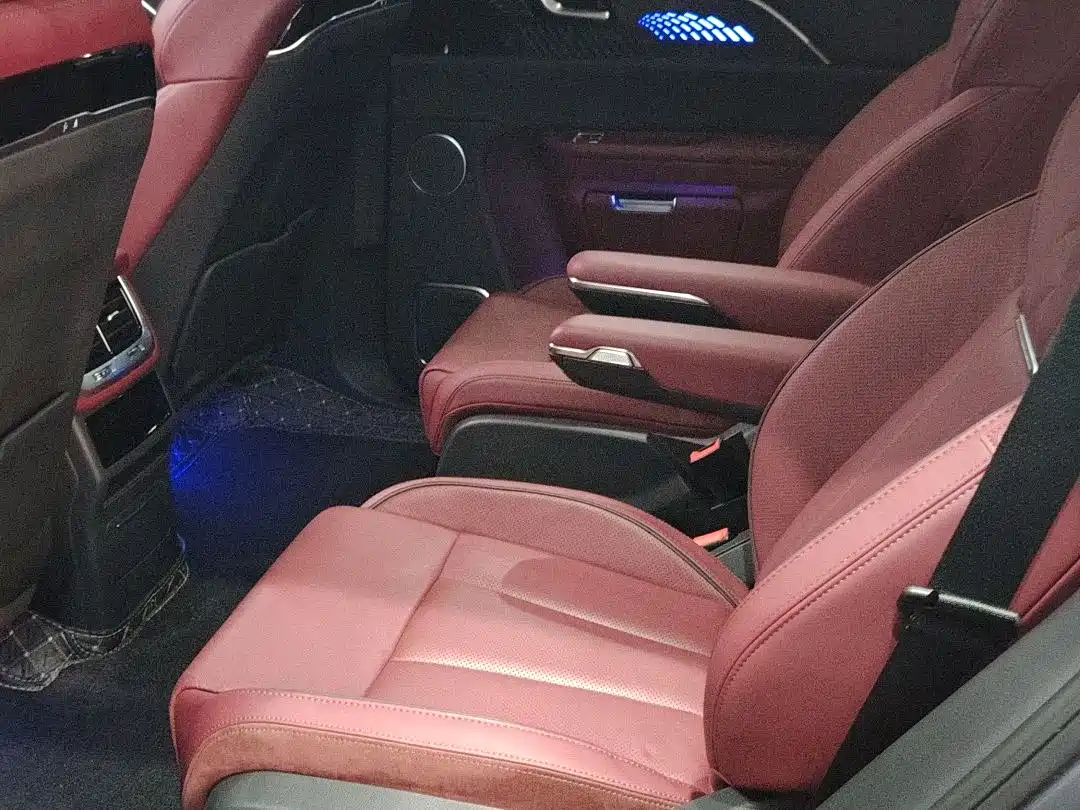 Hongqi E-HS9 2022 660km Qi Chang Edition (6-seater) фото 11