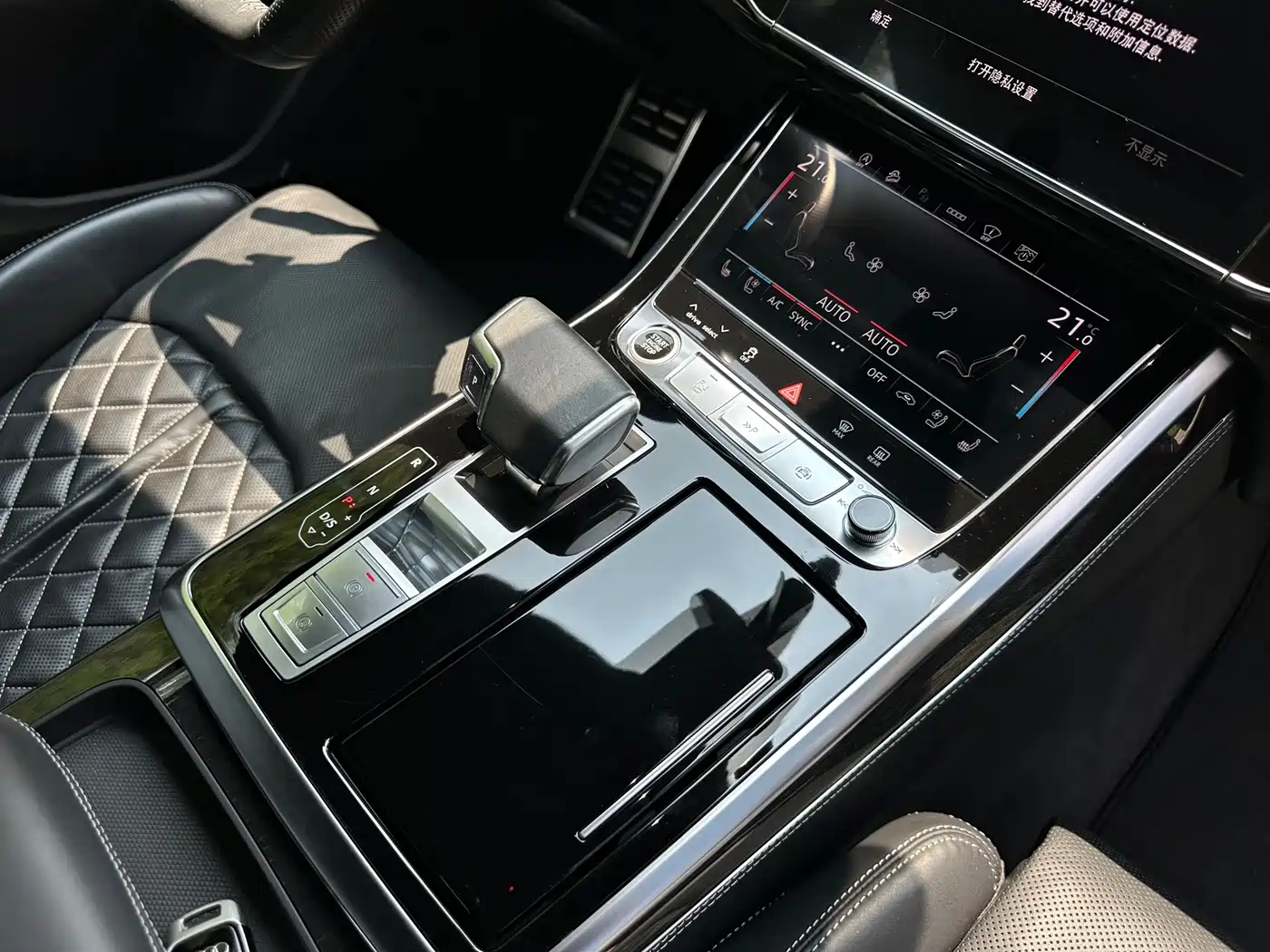 Audi Q8 2021 55 TFSI Dark Knight Limited Edition фото 18