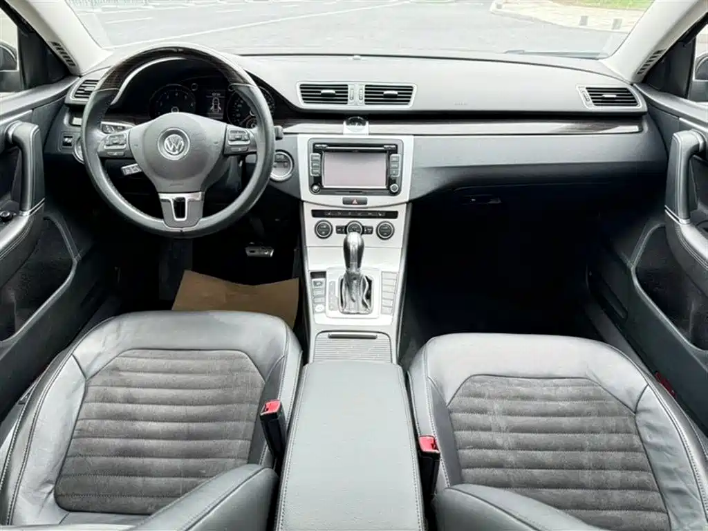Volkswagen Magotan 2015 Facelift 2.0TSI Premium фото 9