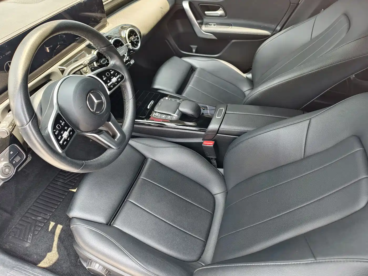 Mercedes-Benz A-Class 2021 A 200 L Sport Sedan Dynamic Type фото 9