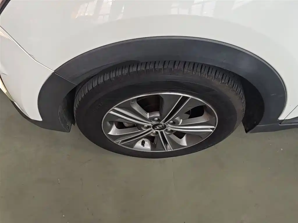 Hyundai Beijing Hyundai ix25 2015 1.6L Automatic 2WD Smart GLS фото 23