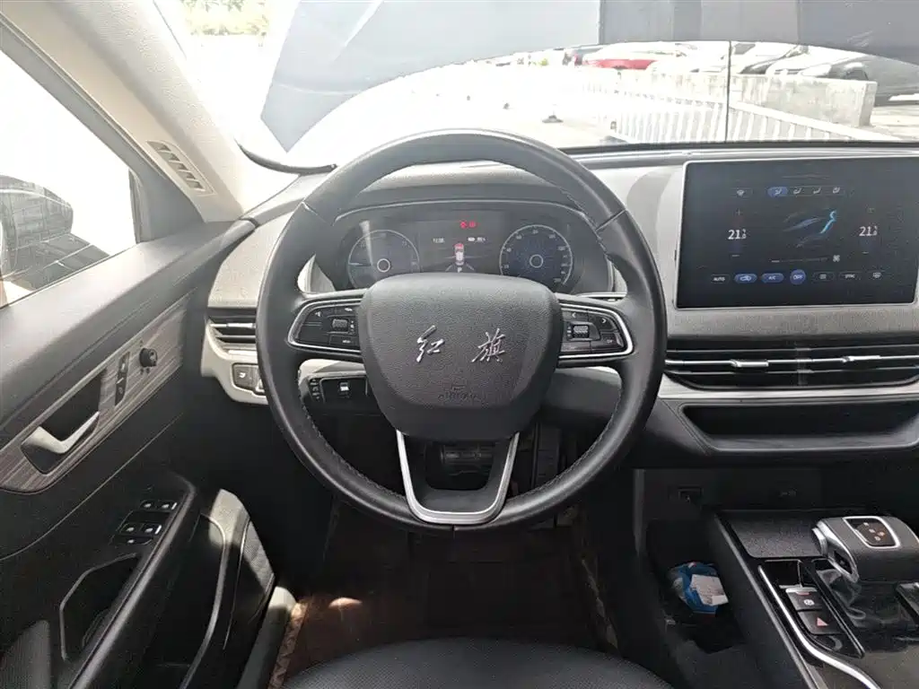 Hongqi E-QM5 2023 620km PLUS фото 13