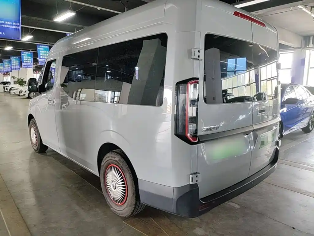 Yuan Cheng Farizon Super VAN 2025 2025 Journey Edition Action Pack 68kWh