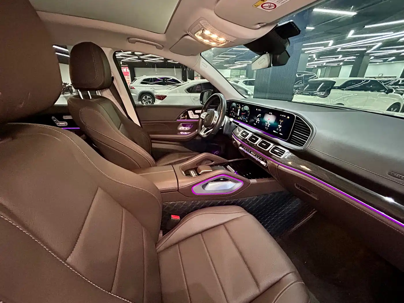 Mercedes-Benz GLS 2023 GLS 450 4MATIC Fashion Edition фото 39