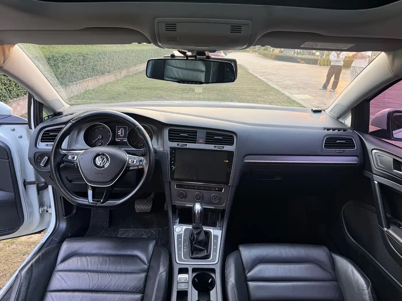 Volkswagen Golf 2016 230TSI Automatic Luxury фото 6