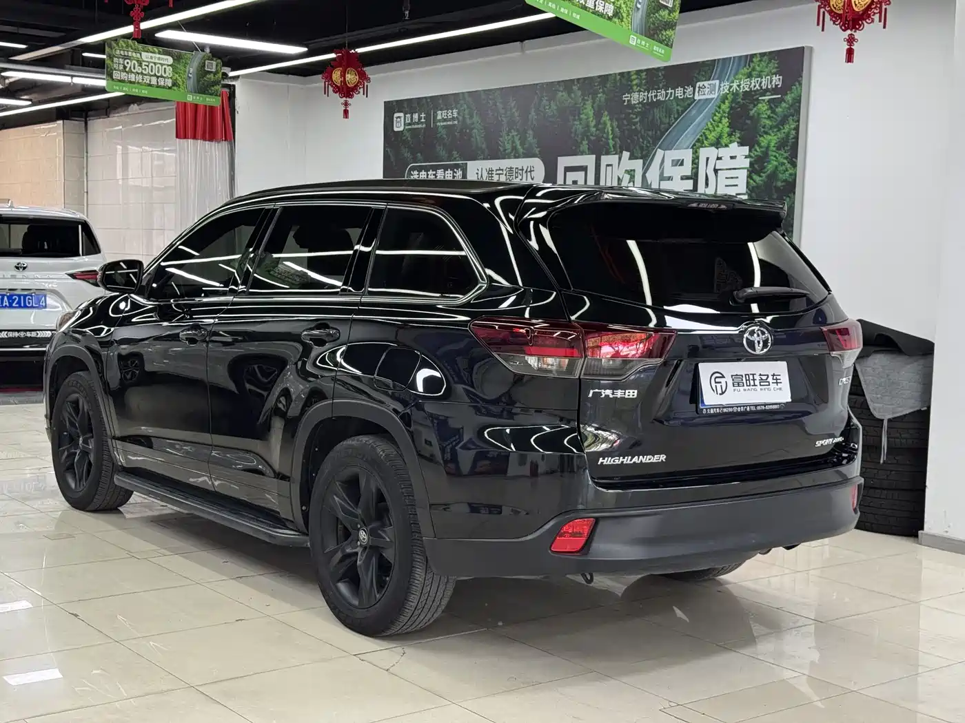 Toyota Highlander 2018 Model 2.0T 4WD Knight Edition 7-Seater China VI фото 5