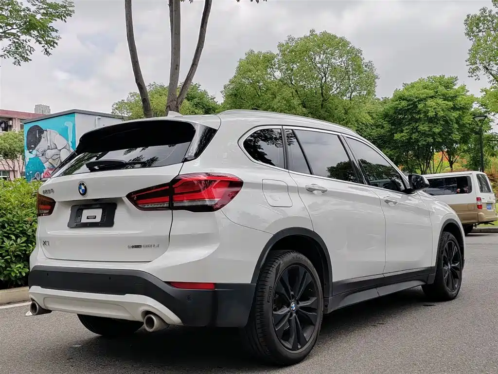 BMW X1 2021 sDrive20Li Fashion фото 11