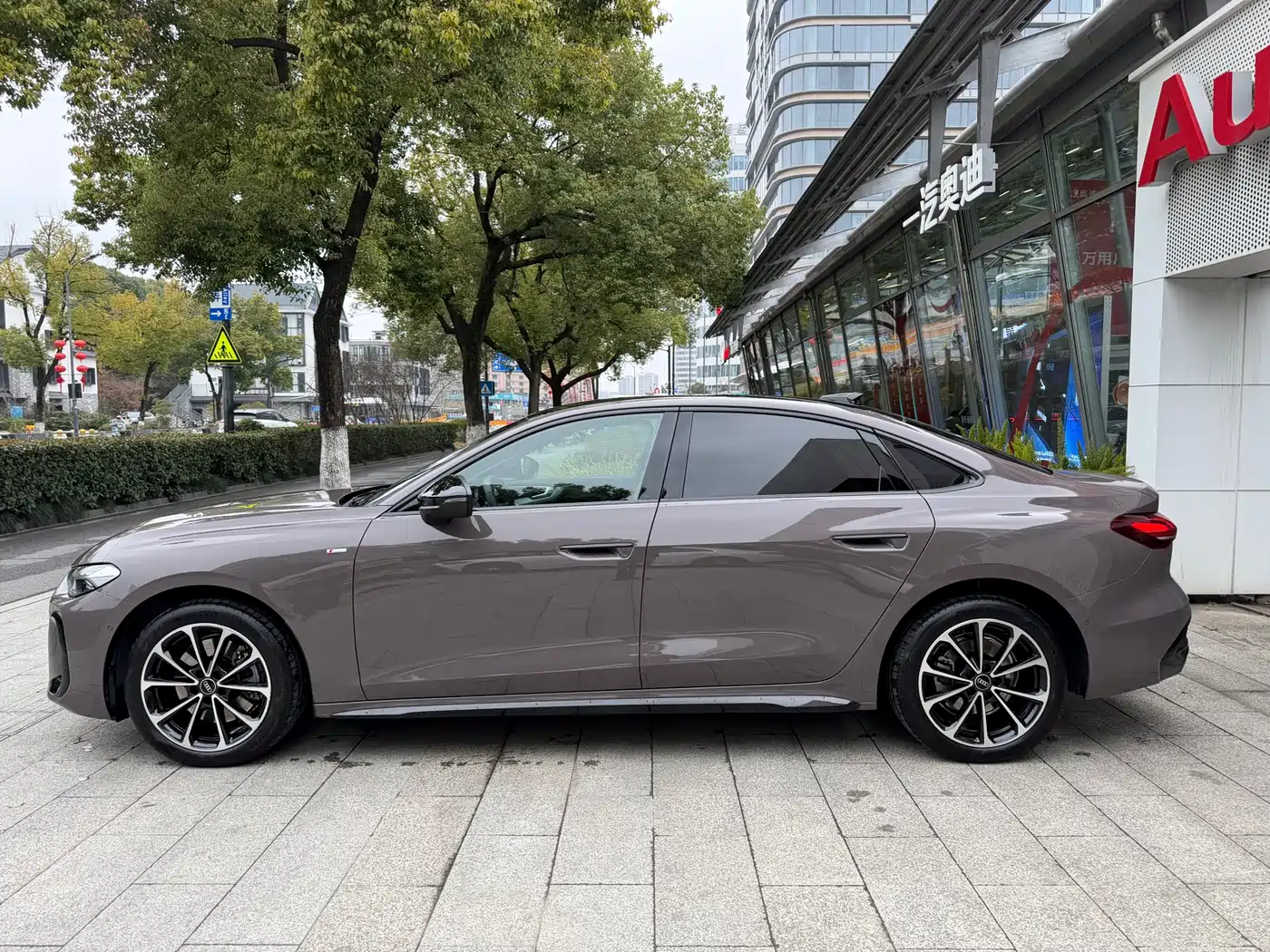 Audi A5L 2025 2.0T Sport Edition Plus фото 4