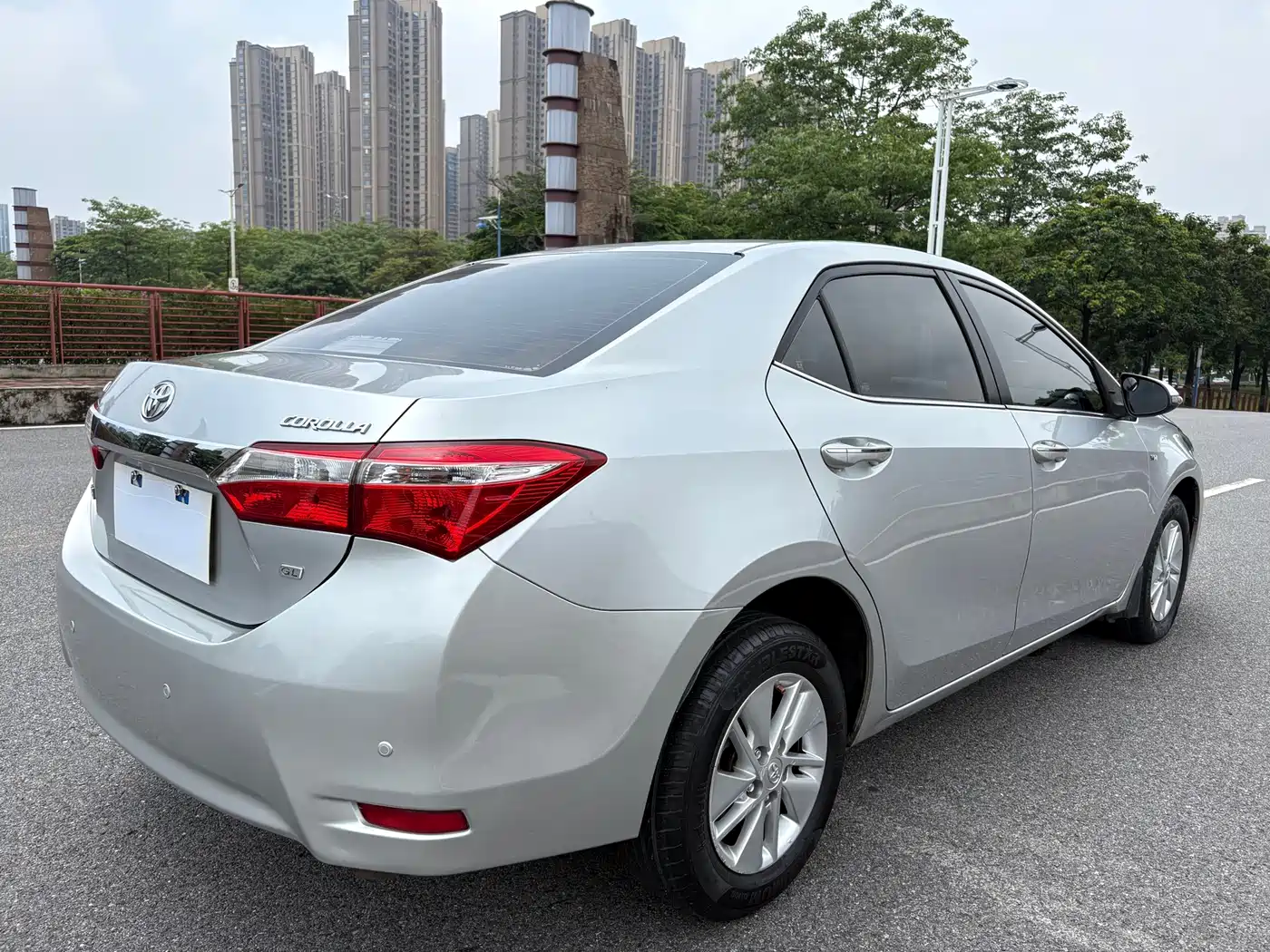 Toyota Corolla 2014 1.6L CVT GL фото 4