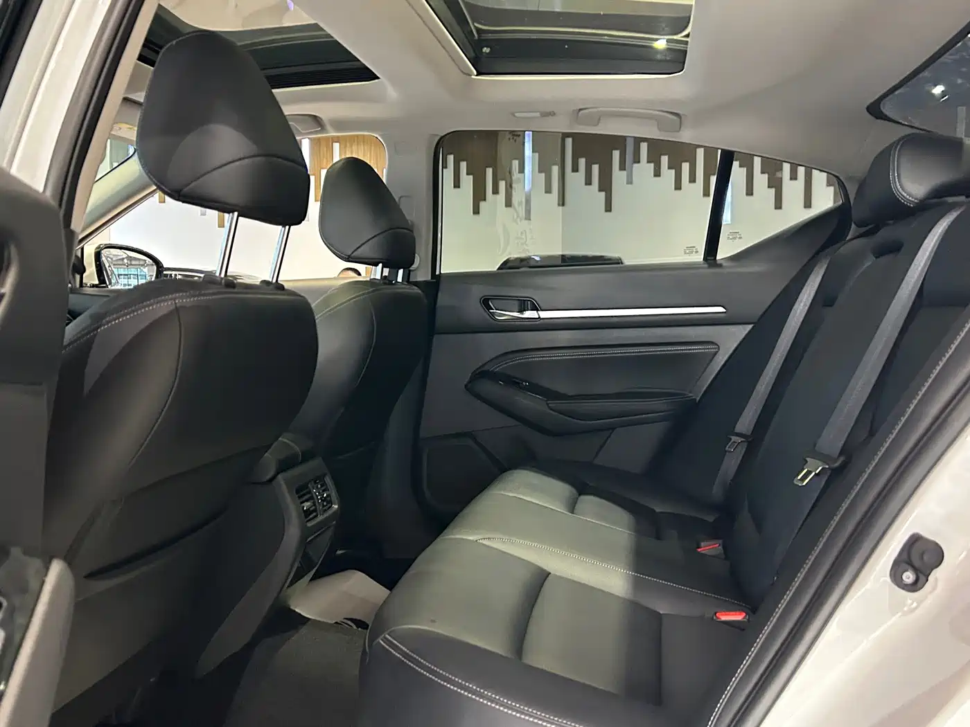 Nissan Teana 2025 2025 2.0L XL-TLS Delight Edition