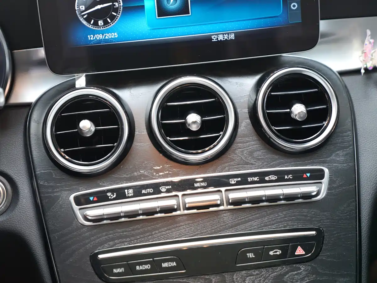 Mercedes-Benz C-Class 2019 Facelift C 260 L Sport фото 11
