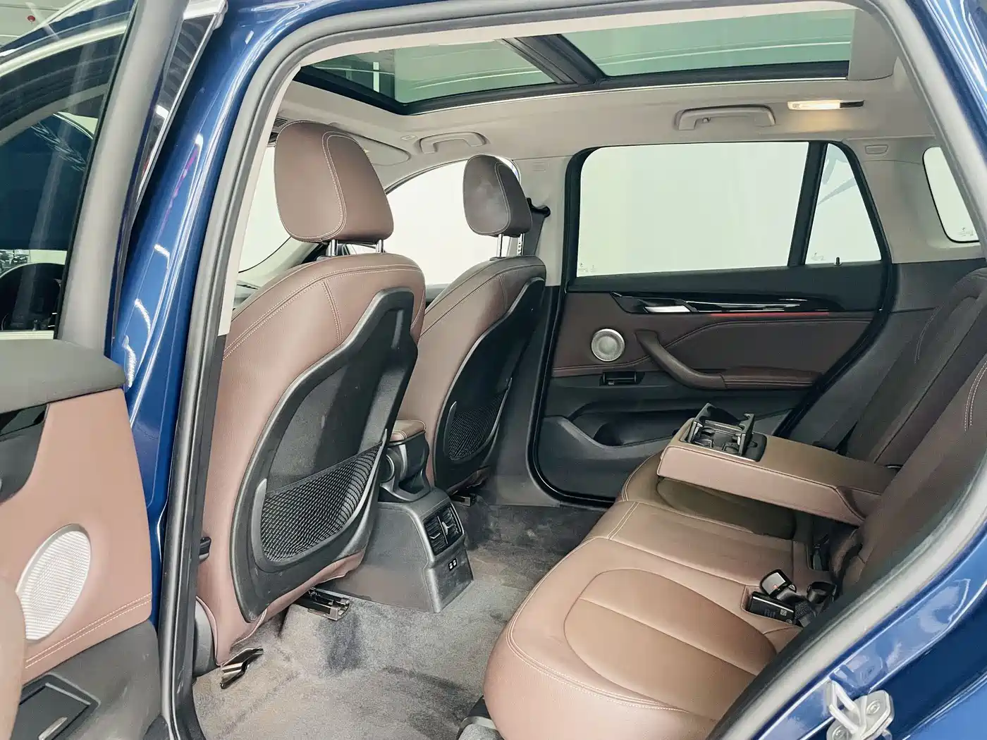 BMW X1 2022 sDrive25Li Leading фото 11