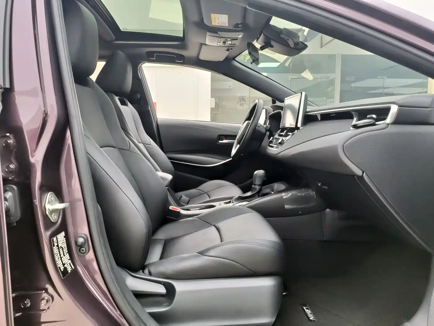 Toyota Levin 2019 Dual Engine 1.8H E-CVT Luxury Edition China V фото 4