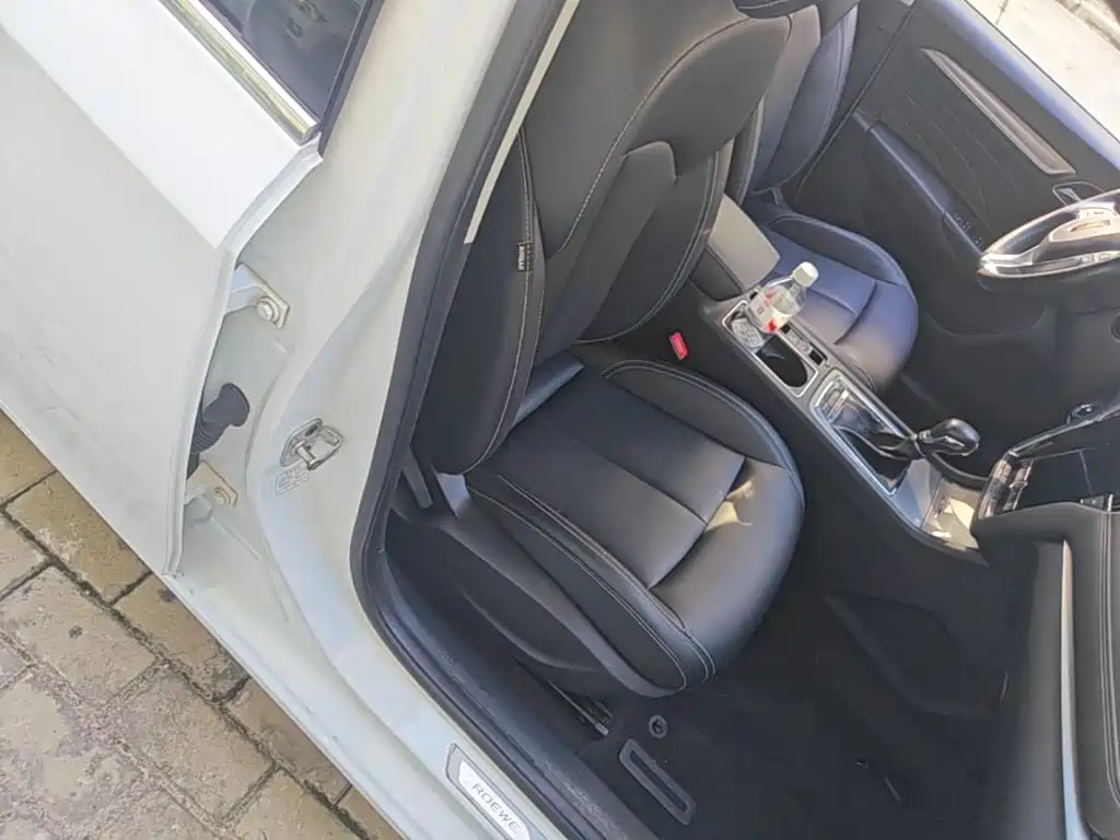 Roewe i6 2018 2017 20T Auto Internet Smart Enjoy Edition