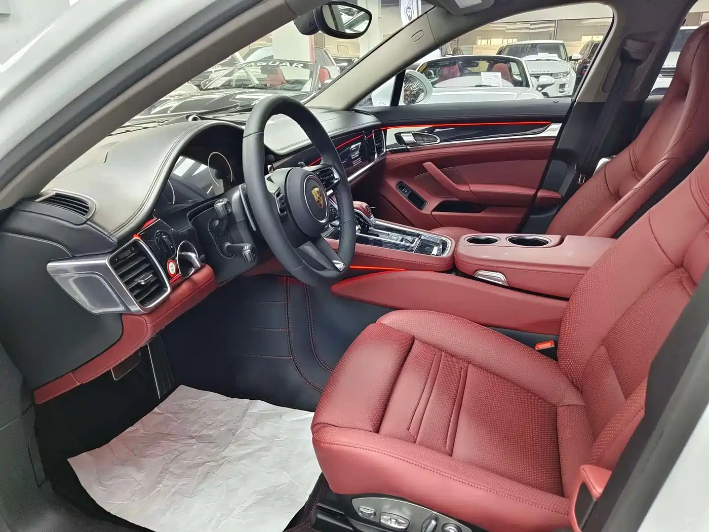 Porsche Panamera 2014 Panamera 3.0T фото 12