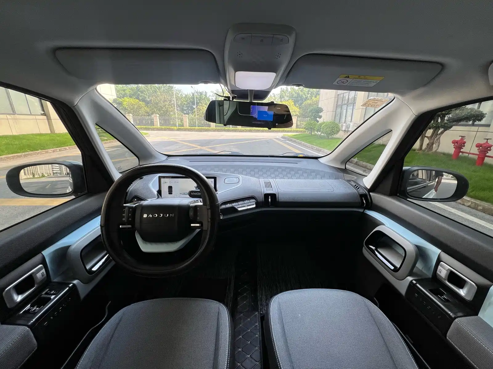 Фото 13 - Baojun E300