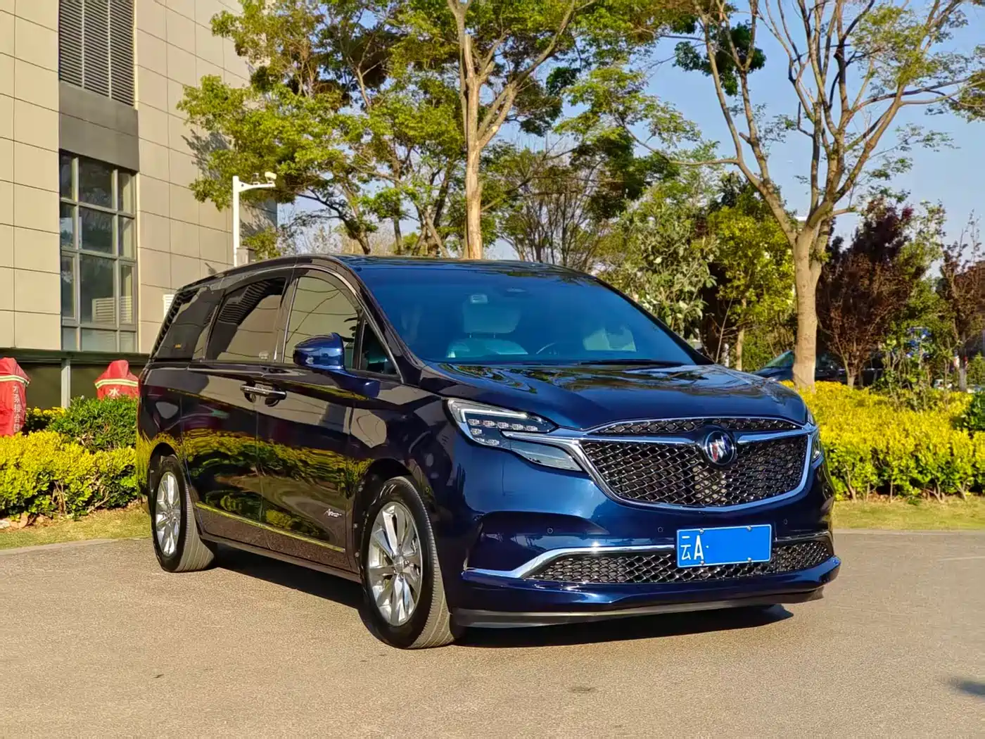 Buick GL8 2020 Avenir Four-Seat Prestige Edition фото 3