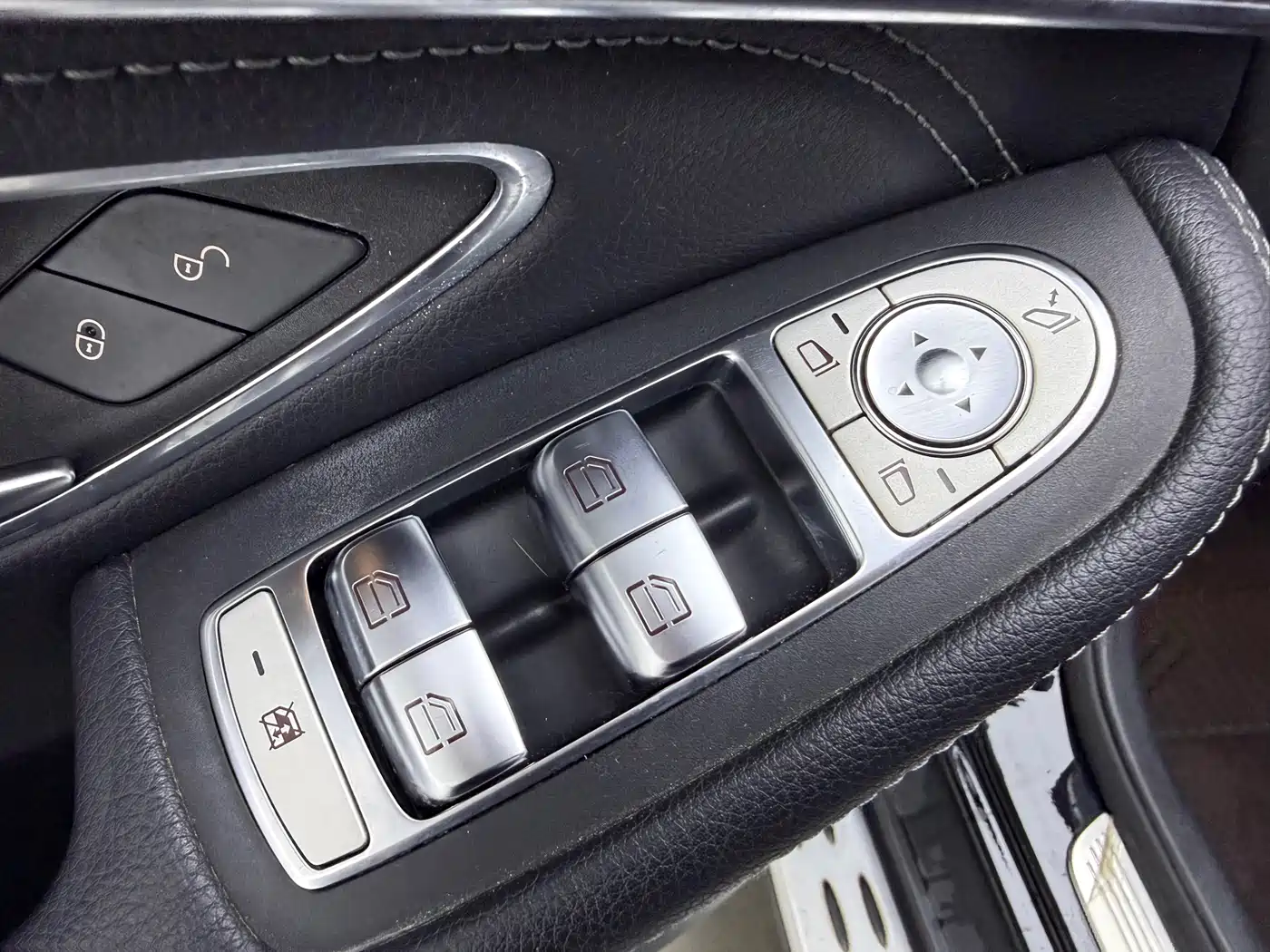 Mercedes-Benz GLC 2020 GLC 300 L 4MATIC Dynamic фото 18
