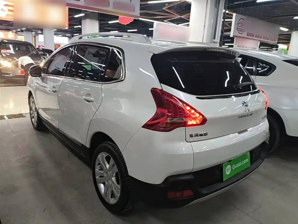 Peugeot 3008 2015 1.6THP Automatic Classic Edition фото 5