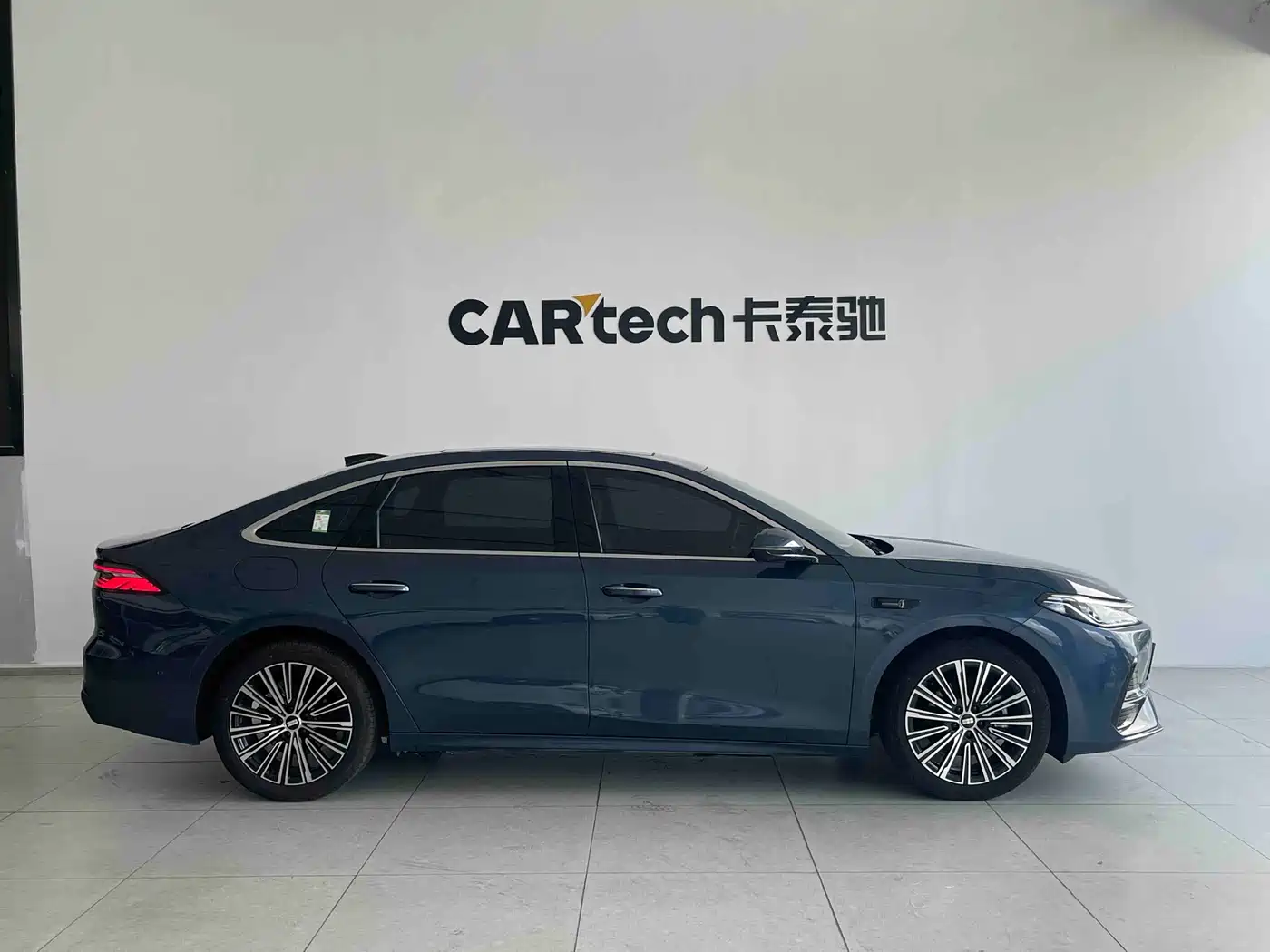 Geely Galaxy Galaxy A7 2025 EM-i фото 21
