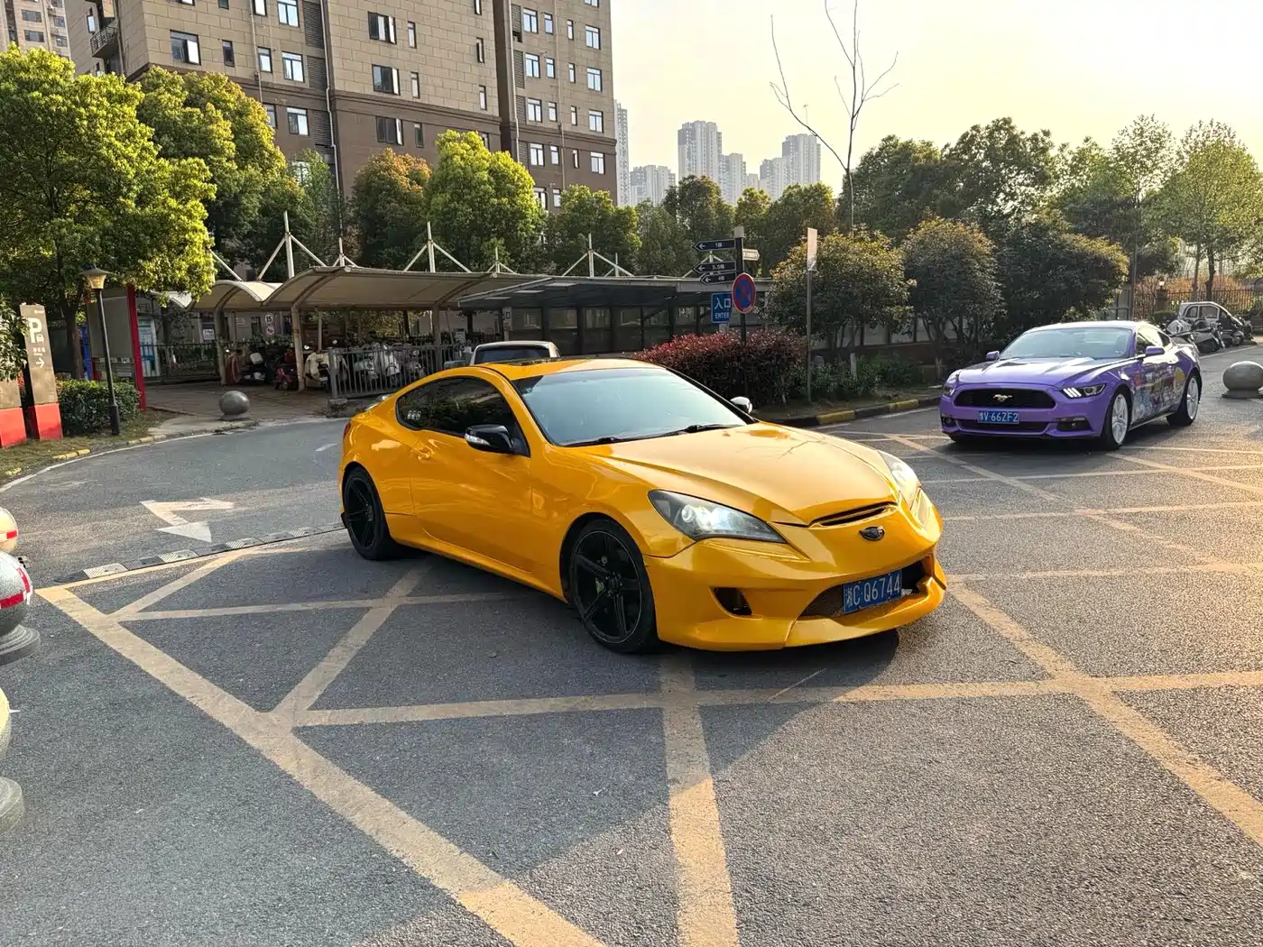 Hyundai Genesis Coupe 2009 2.0T Automatic Elegant Edition фото 3