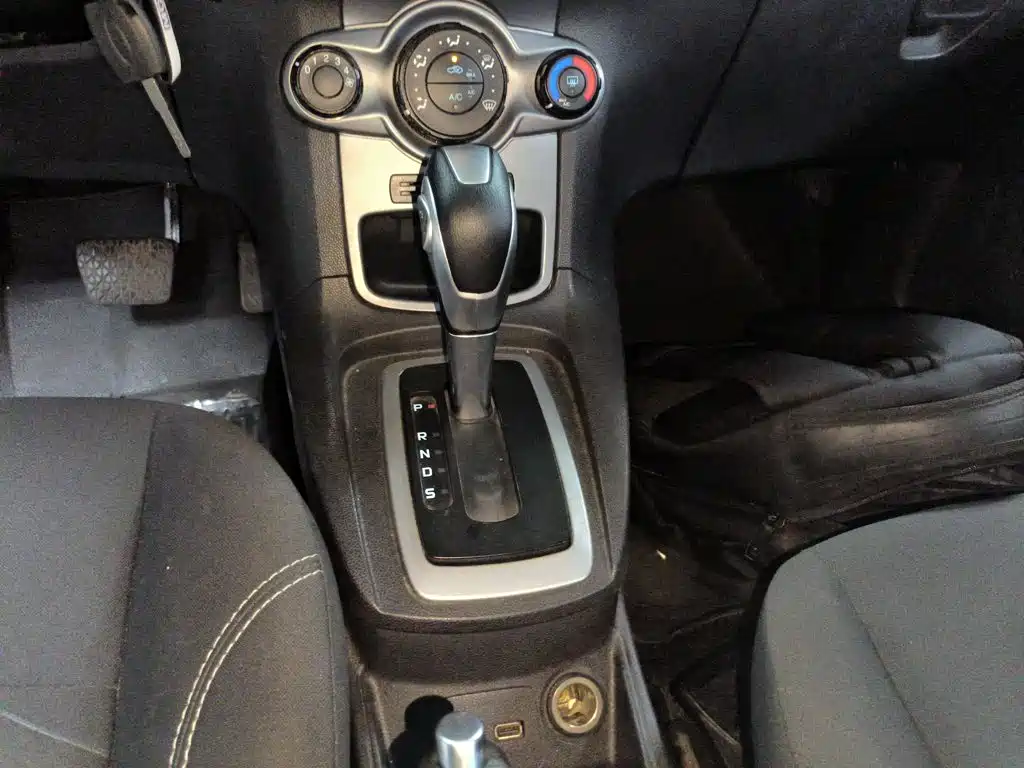 Ford Fiesta 2015 2013 Hatchback 1.5L Automatic Fashion