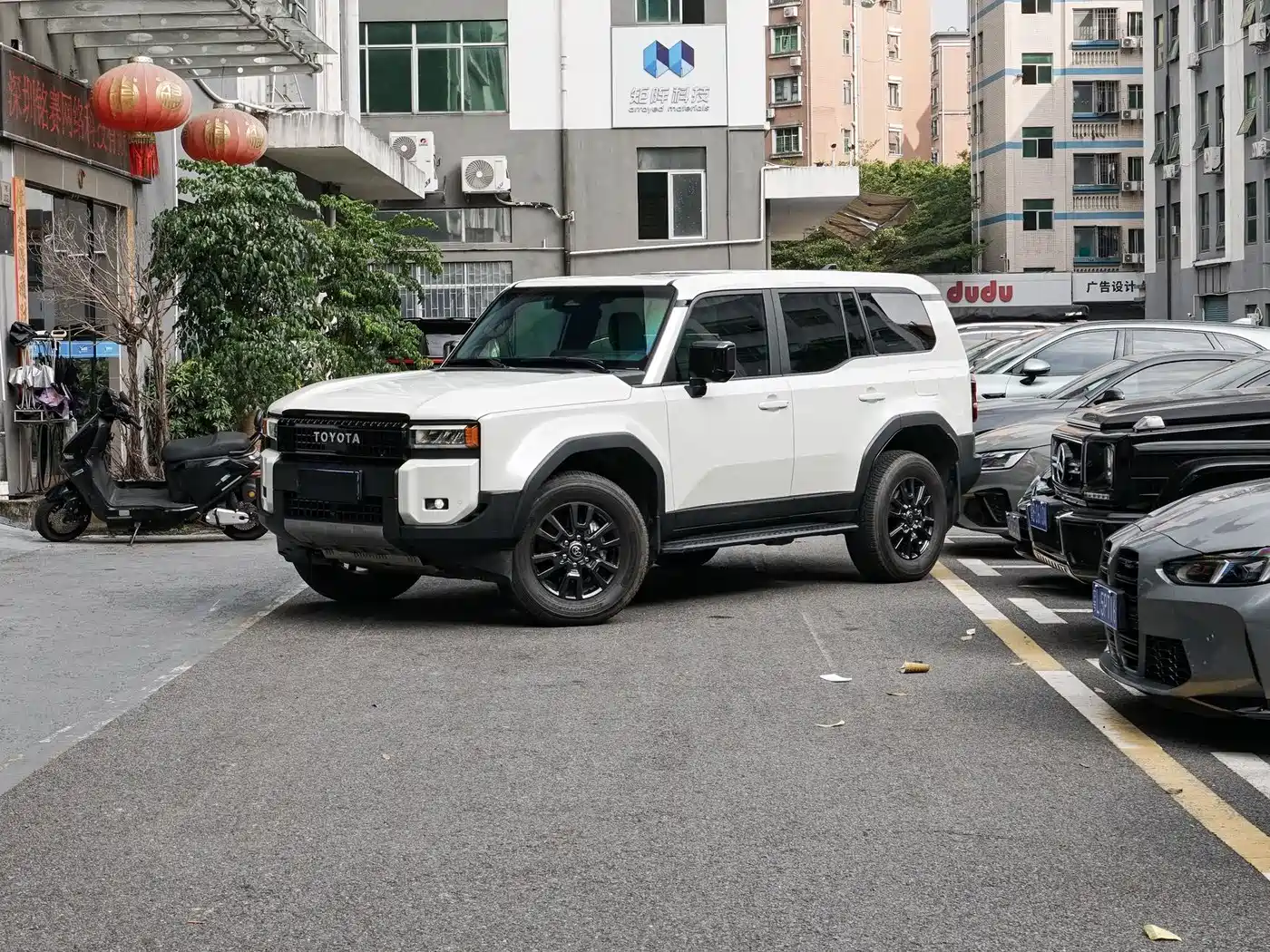 Similar car