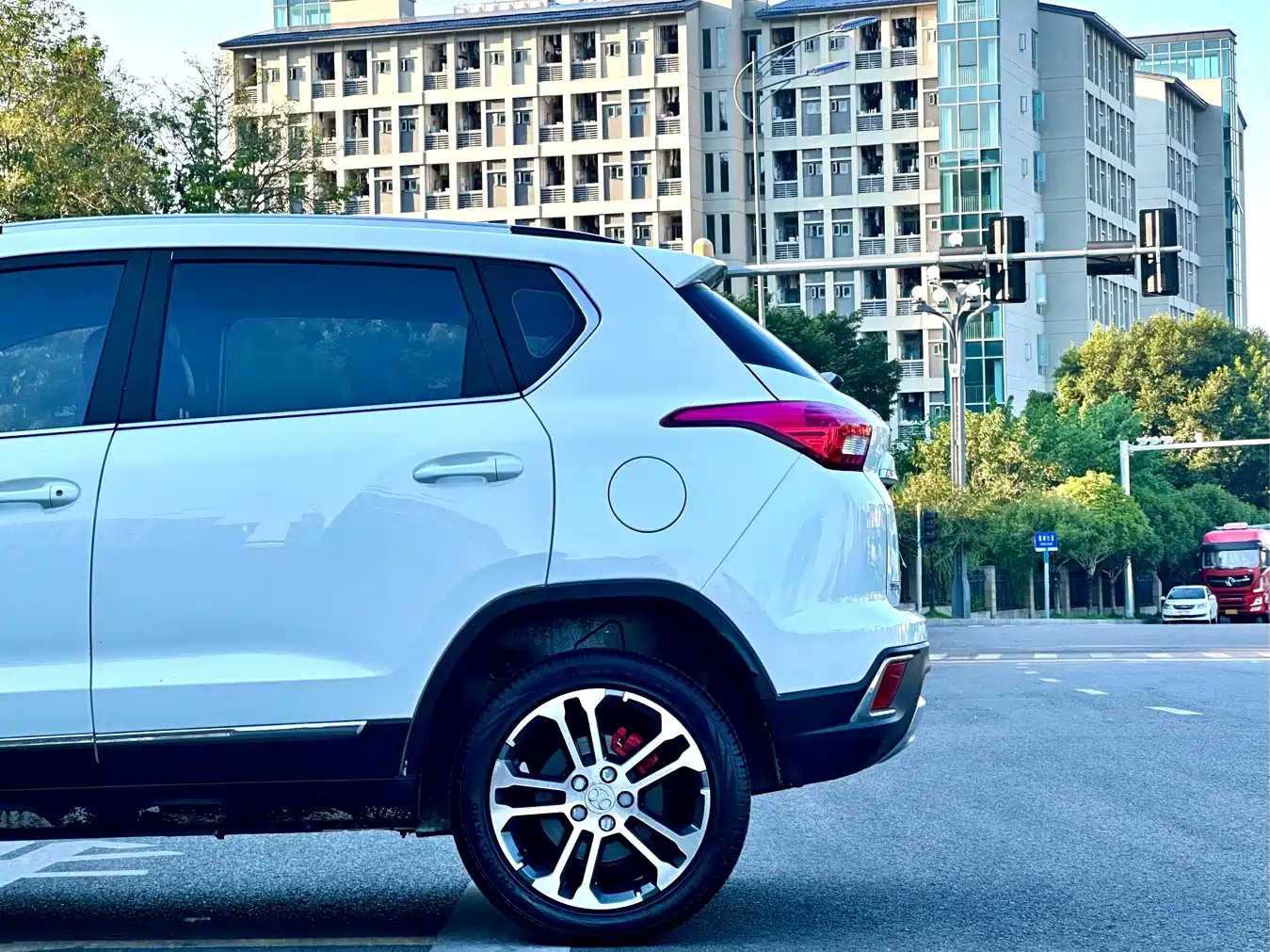 BAIC Senova X35 2016 2016 1.5L Automatic Luxury Edition