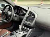 Photo 14 - Audi R8