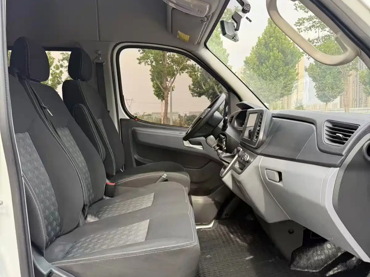 Photo 13 - Maxus Xintu V80