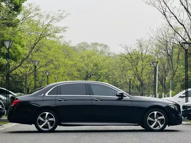 Mercedes-Benz E-Class 2016 E 200 L Sport Type — фото 4