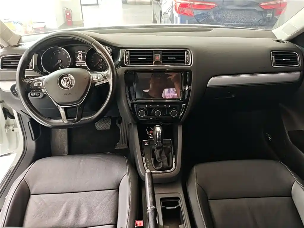 Volkswagen Sagitar 2018 280TSI DSG Comfort фото 10