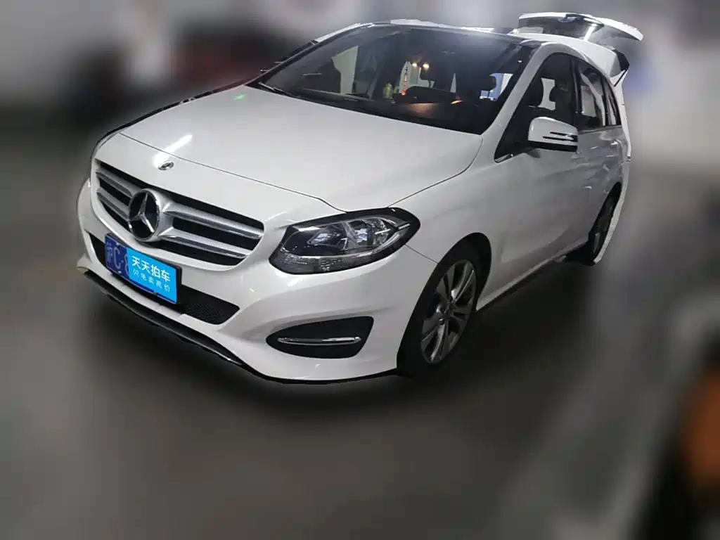 Mercedes-Benz B-Class 2019 B 200 Dynamic