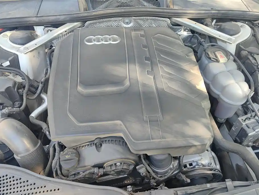 Audi A4L 2023 40 TFSI Fashion Dynamic фото 10