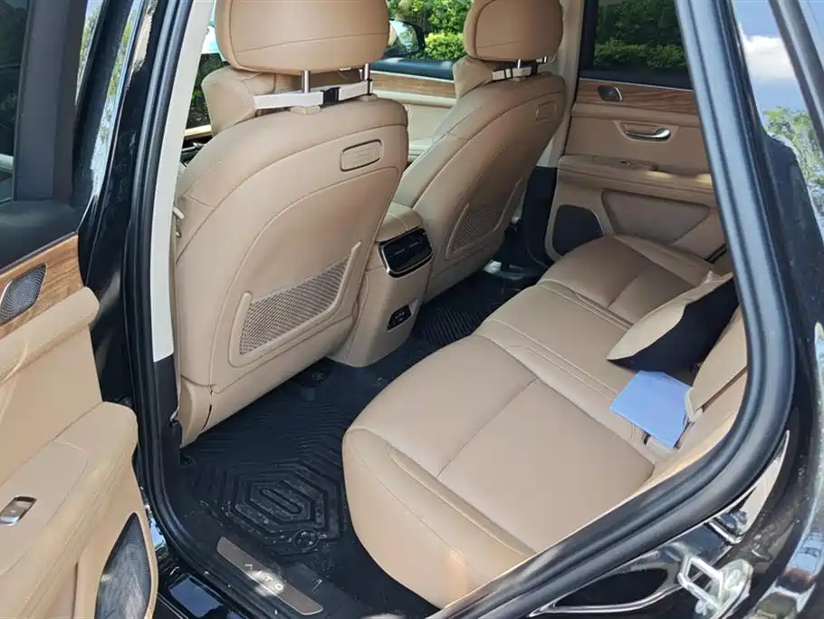 AITO Wenjie AITO M5 2023 Extended Range AWD Smart Drive Edition фото 11