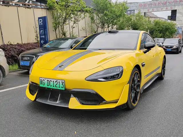 XIAOMI CAR XIAOMI SU7 ULTRA