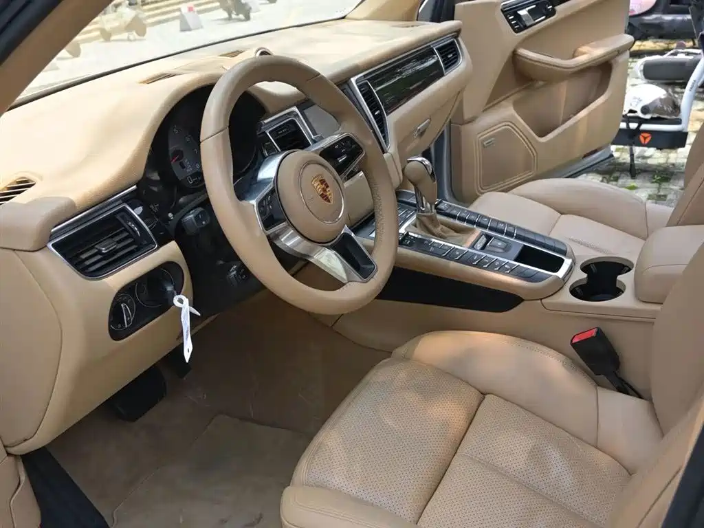 Porsche Macan 2016 Macan S 3.0T фото 8
