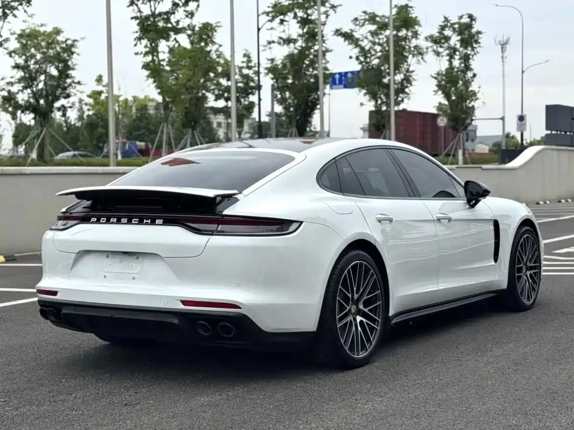 Porsche Panamera 2019 Panamera 4 Sport Turismo 2.9T фото 13