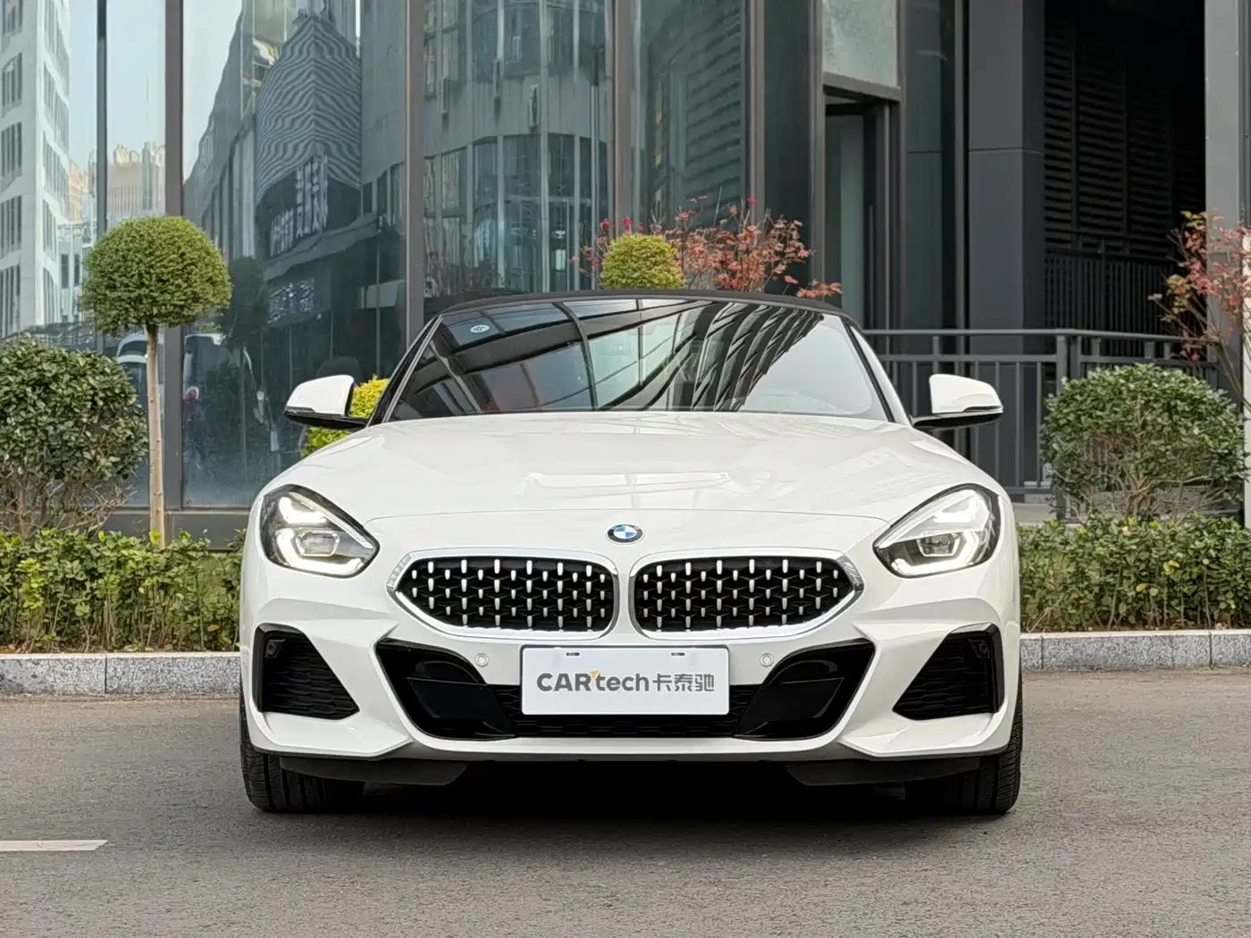 BMW Z4 2022 sDrive 25i M Sport Package фото 2