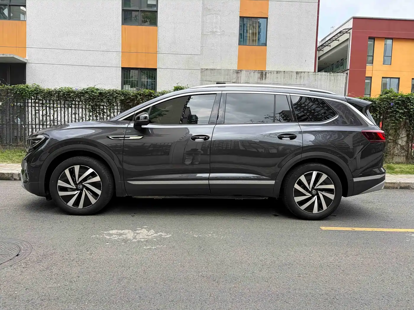 Volkswagen Talagon 2021 330TSI 2WD Luxury Premium Edition фото 5