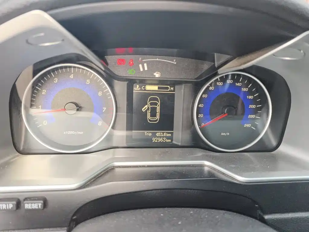 Geely Emgrand 2015 2015 Sedan 1.5L Manual Upward Edition