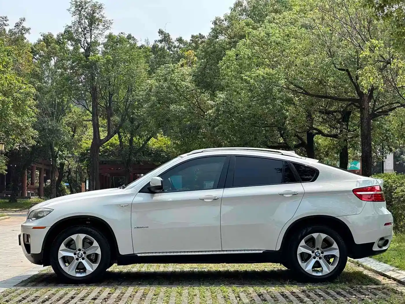 BMW X6 2014 xDrive35i Sport фото 11
