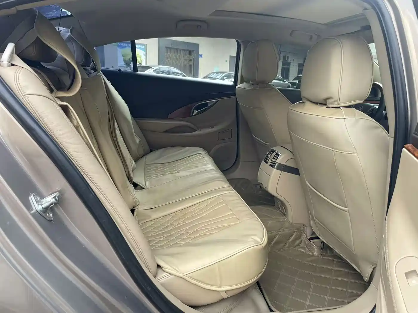 Buick LaCrosse 2011 2011 2.4L SIDI Elegance Edition