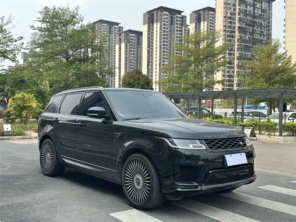 Land Rover Range Rover Sport 2020 3.0 L6 HSE DYNAMIC фото 3