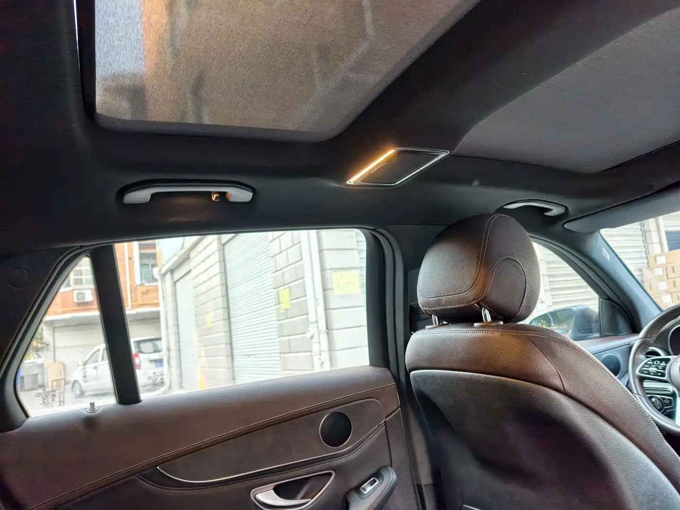 Mercedes-Benz GLC 2020 Facelift GLC 260 L 4MATIC Dynamic фото 12