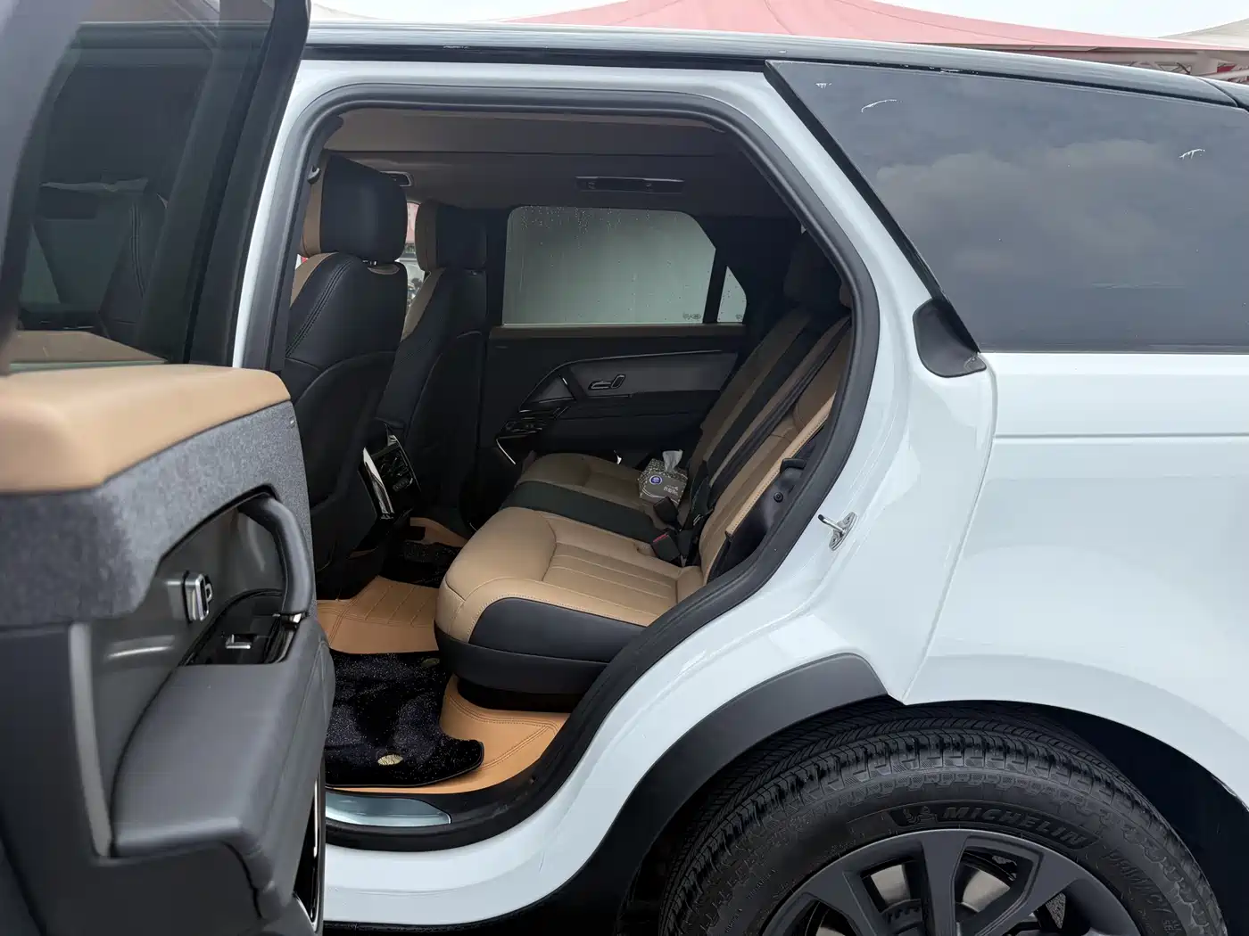 Land Rover Range Rover Sport 2023 400PS Dynamic SE фото 9