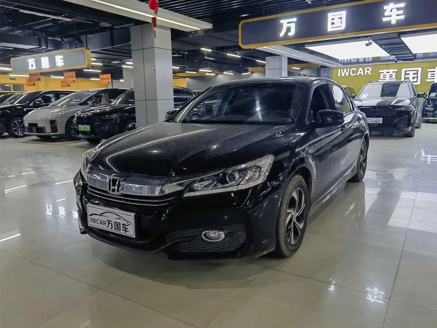 Photo 2 - Honda Accord