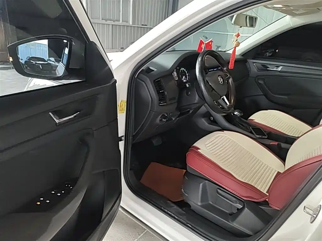 Škoda Kodiaq 2017 TSI330 5-seater 2WD Standard Edition фото 16