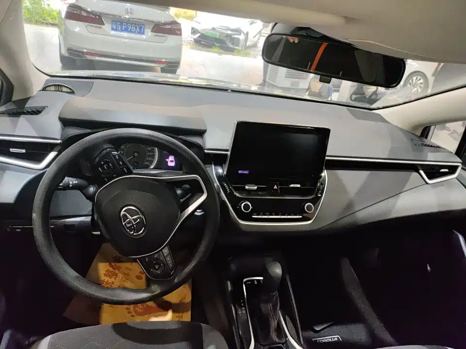 Toyota Corolla 2021 1.2T S-CVT Elite PLUS Edition фото 7