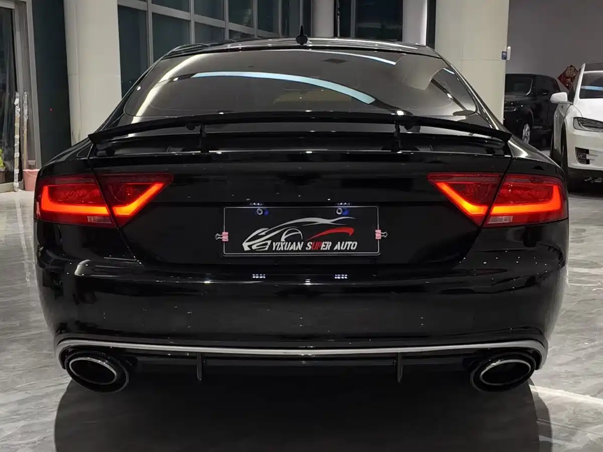 Audi A7 2012 3.0TFSI quattro Luxury Model фото 4